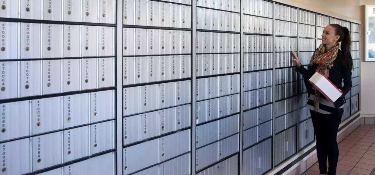 Mailbox Rental